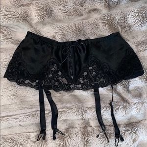 Vintage Dior - Le Connaisseur Garter Belt